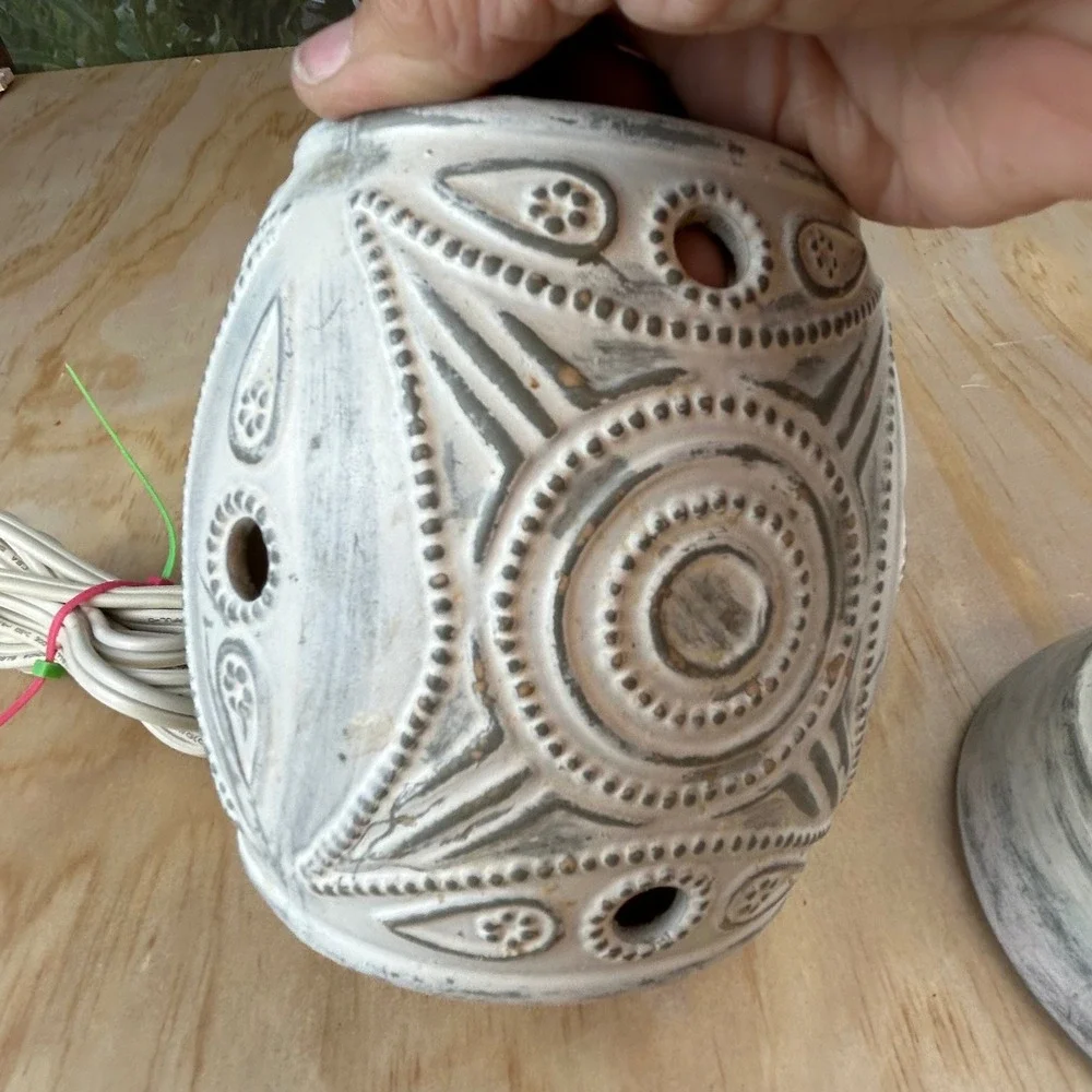 Scentsy Henna Wax Warmer Full Size Electric Ceramic Boho White Grey 25W Bulb